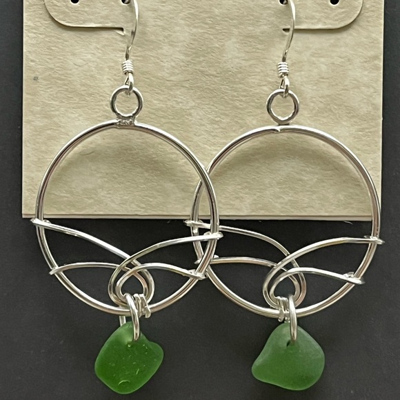 Handmade Jewelry - Green Sea Glass Geometric Sterling Silver Earrings